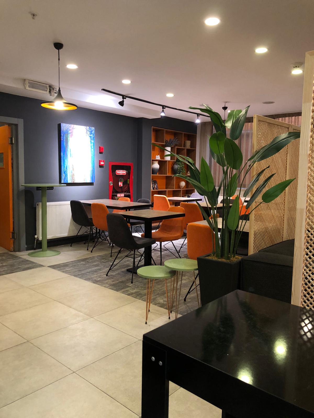 Sandal Kız Öğrenci Yurdu-Gazi Üniversitesi-Hacı Bayram Veli-Ankara Üniversitesine Çok Yakın Kapak Fotoğrafı